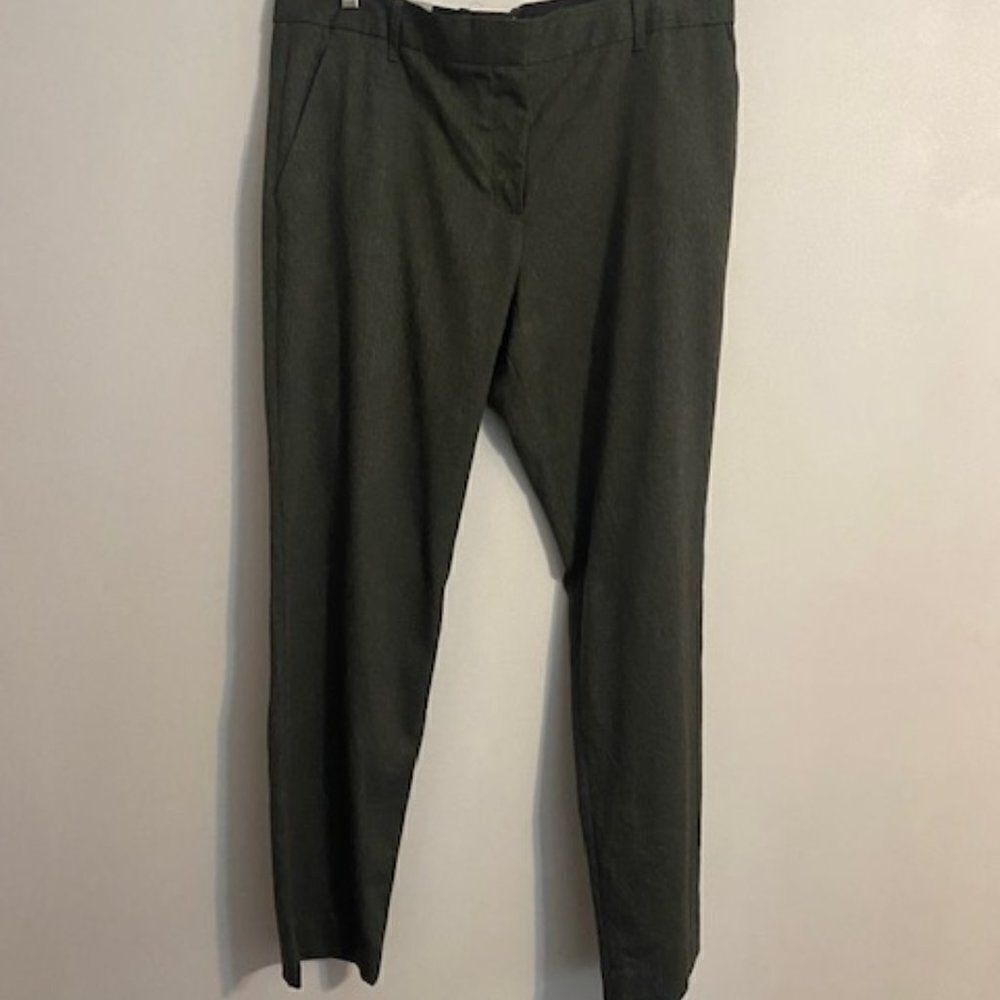 GAP Olive True Straight Stretch pants, size 14
